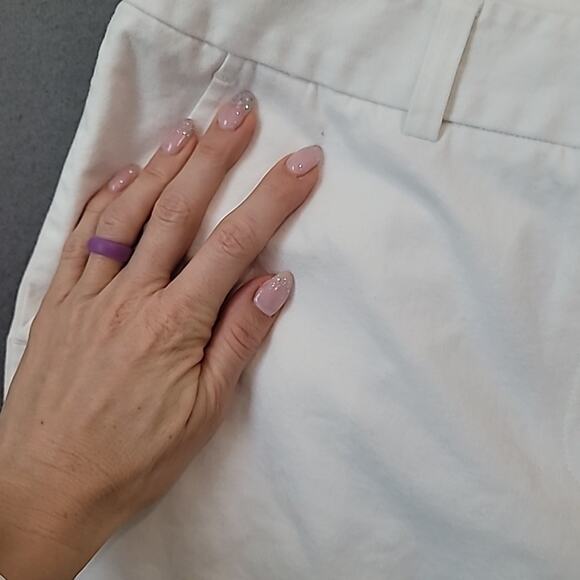 J. McLaughlin Women’s Size 10 White Celia Midi Shorts Cotton Twill EUC - Picture 10 of 11